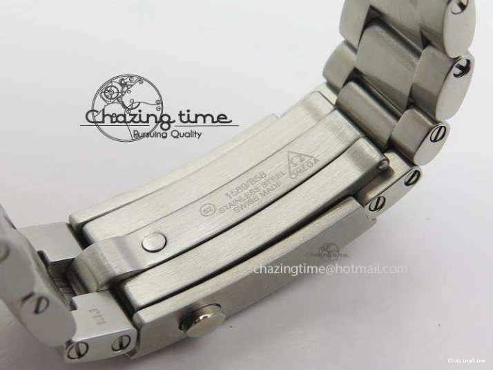 1218 Planet Ocean GMT 43.5mm V6F Goodplanet Orange Marker Blue Dial On SS Bracelet A ModernLook 8215